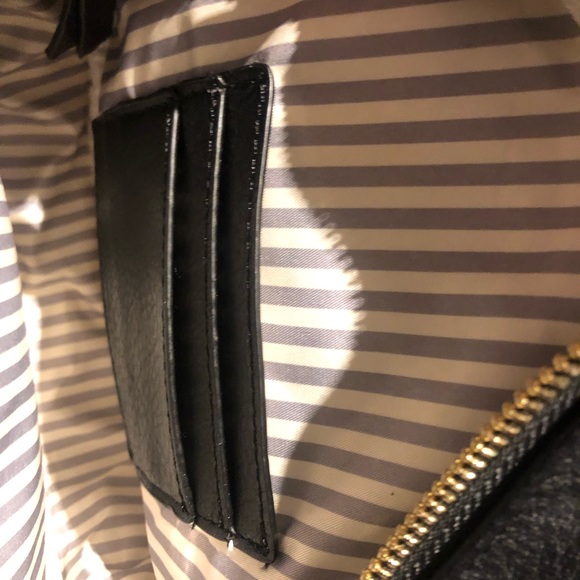 Antikkraft Purse - Picture 4 of 4